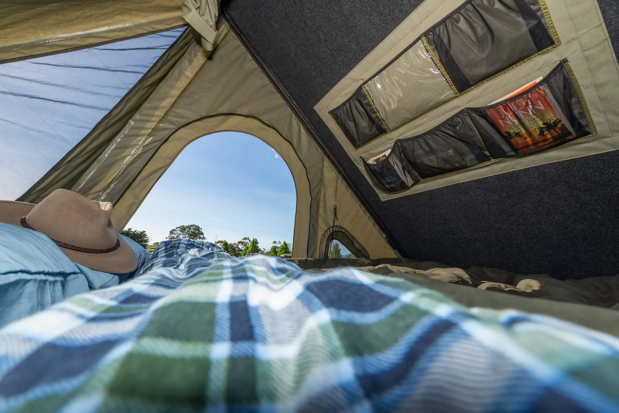 2023년 히트 상품 2~3인용 소프트 쉘 알루미늄 탑 - Roof Top Tent Soft Shell 3 Person 리뷰 및 가격
